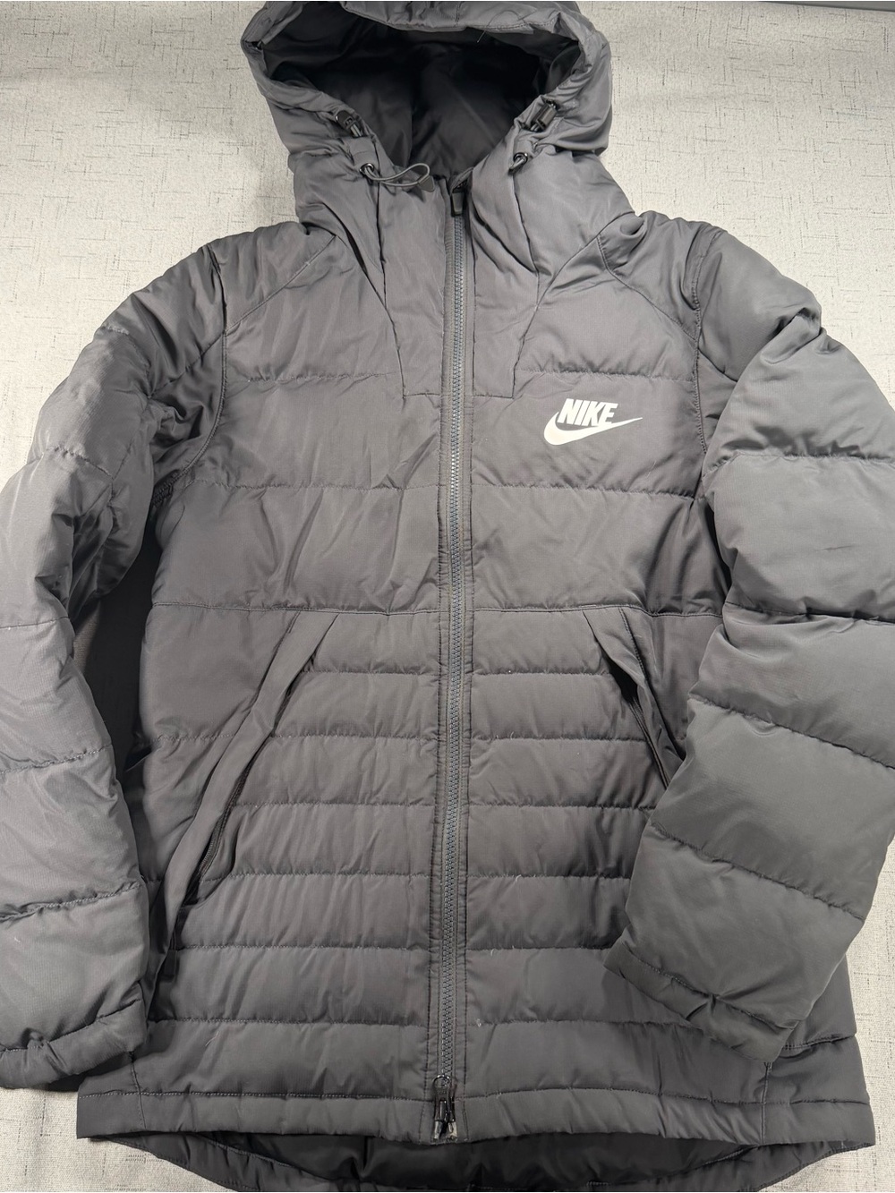 Nike Men's Gray Puffer Jacket with Hood